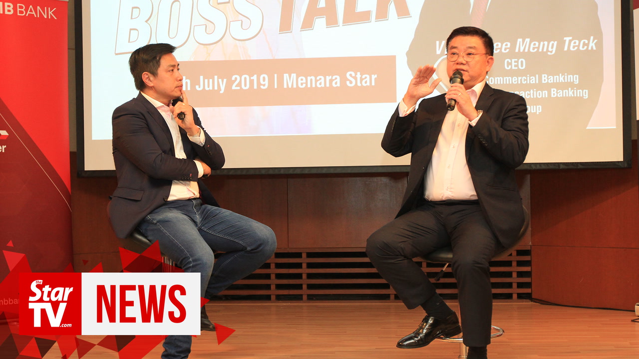 The ‘bosses’ start their talk | TheStarTV.com