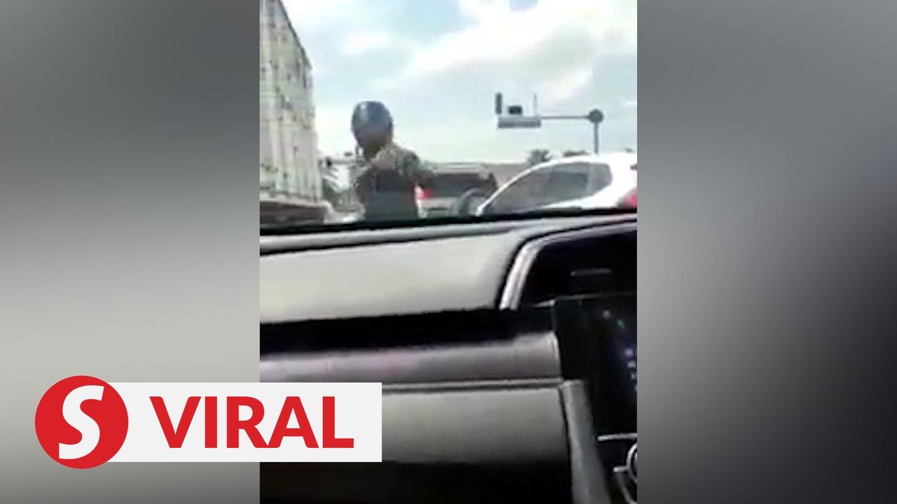 Police arrest motorcyclist in viral road rage video | TheStarTV.com