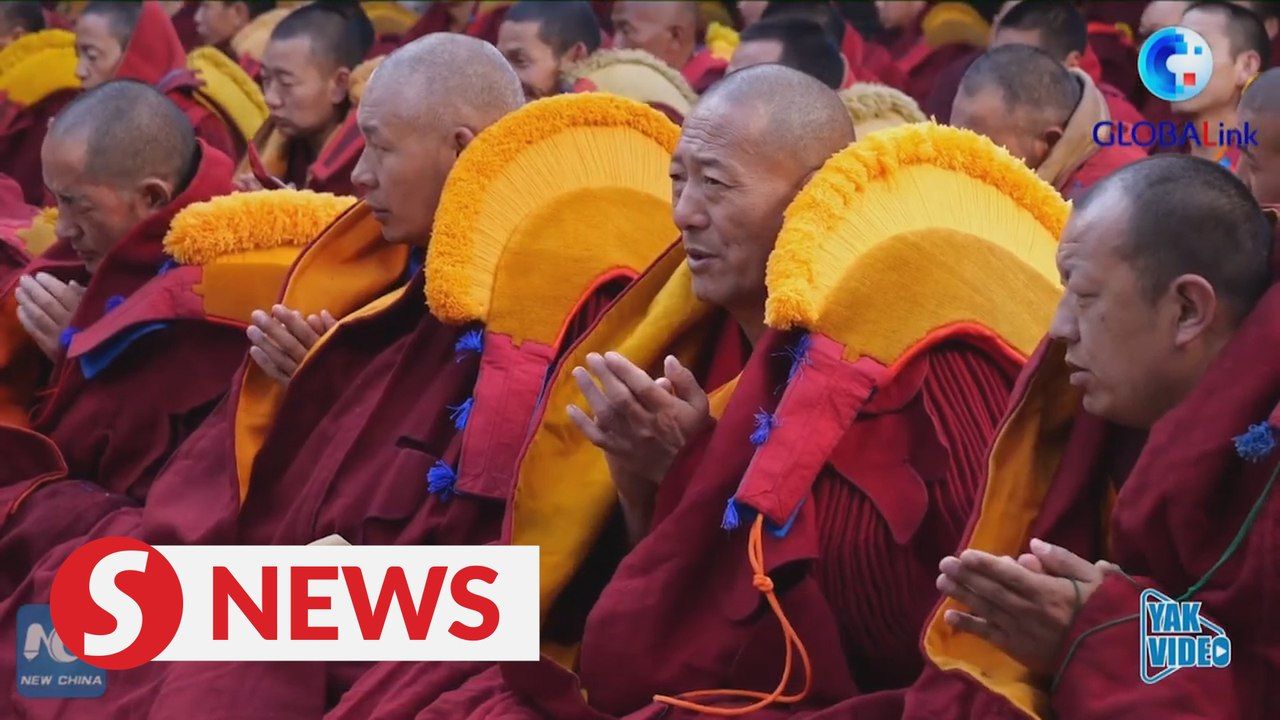 13 Tibetan monks receive Buddhism's highest degree | TheStarTV.com