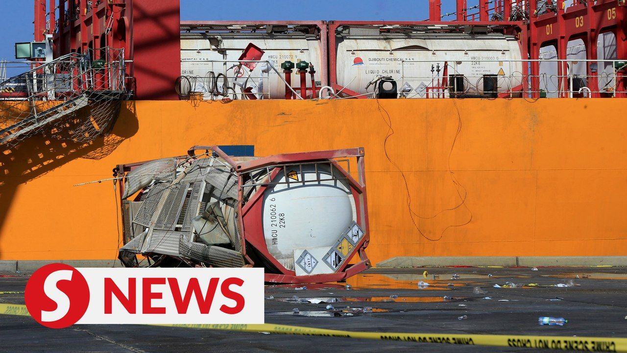 Chlorine gas leak kills 12, injures 251 at Jordan port