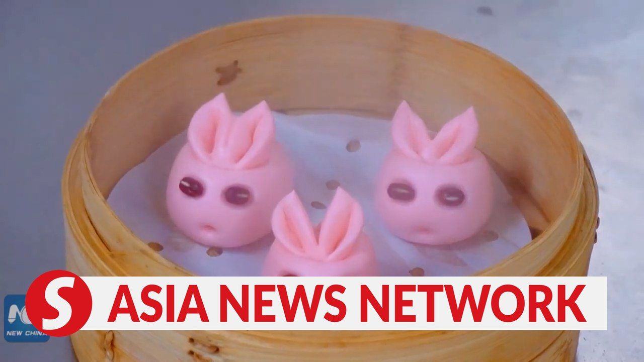 Chinese restaurant introduces rabbit-shaped steamed buns for Year of ...
