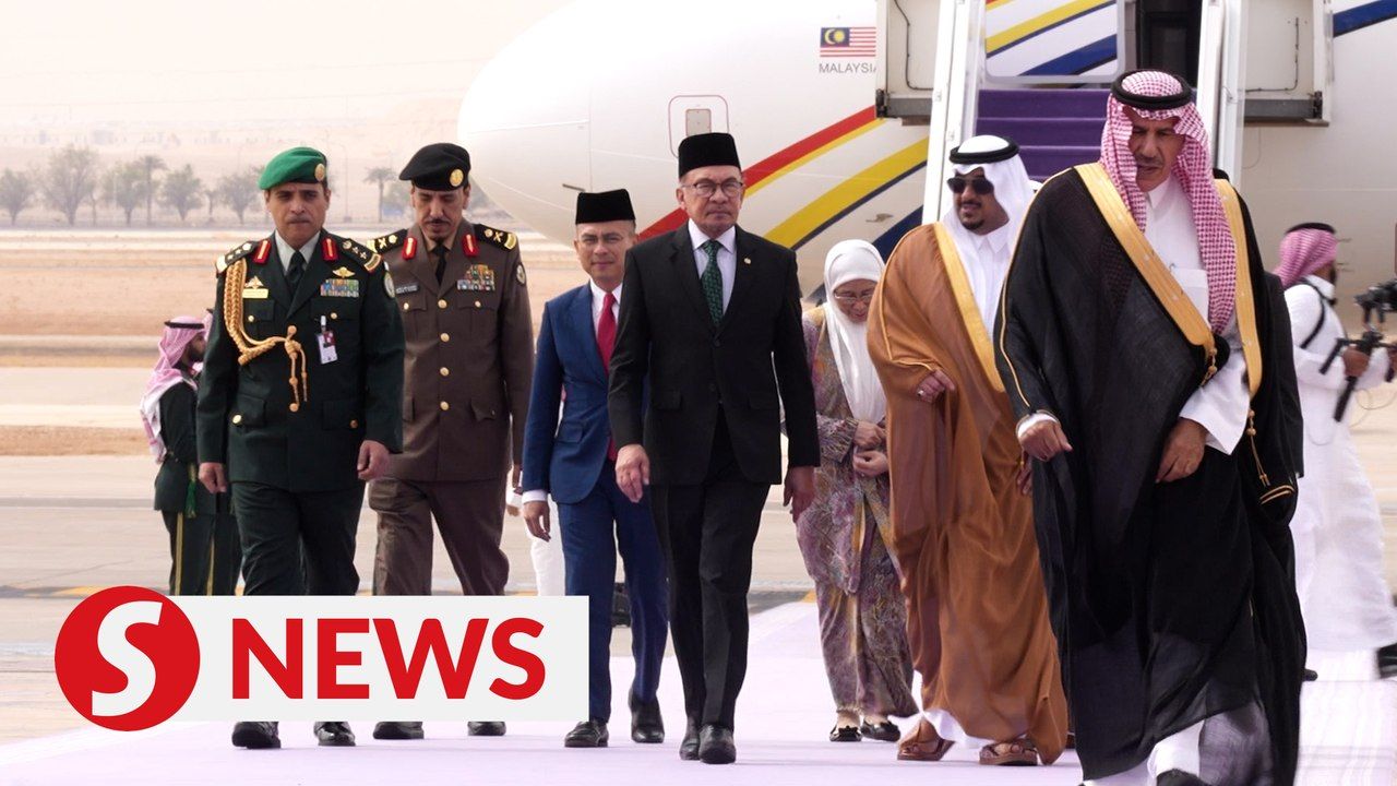 Anwar arrives in Riyadh for OIC extraordinary summit on Israel-Gaza ...