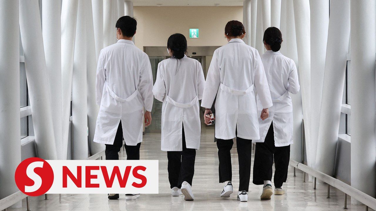 S. Korean trainee doctors walk off job over medical school slots ...