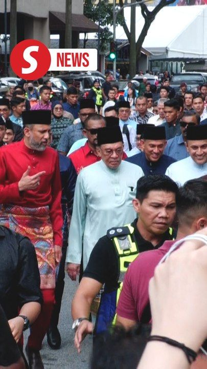 PM meets temple committee members after officiating mosque ...