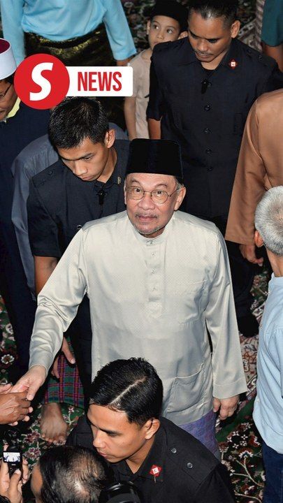 Drive safe and stay alert, Anwar advises drivers in Hari Raya exodus ...