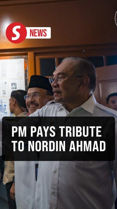 PM visits gallery honouring legendary actor Nordin Ahmad | TheStarTV.com